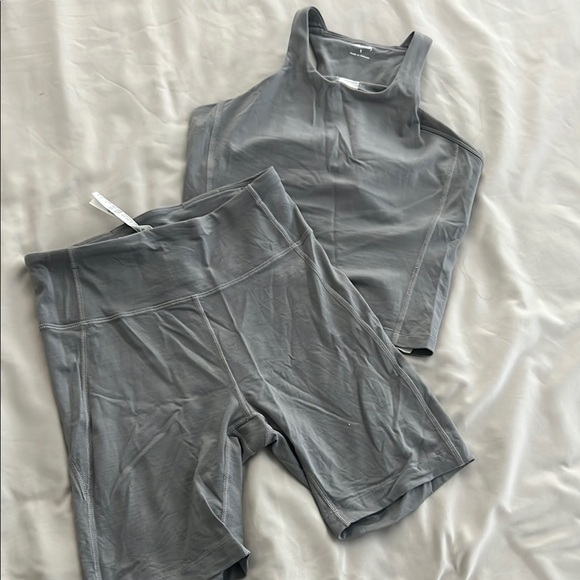 allbirds Pants - Gray Athletic Set - Top and Shorts
